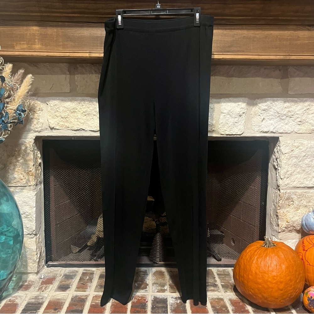 Misook Black Ponte knit straight pants